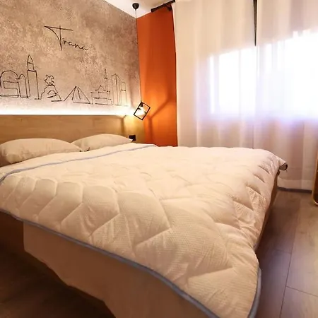 Cozy In The Heart Of Апартаменты Тирана